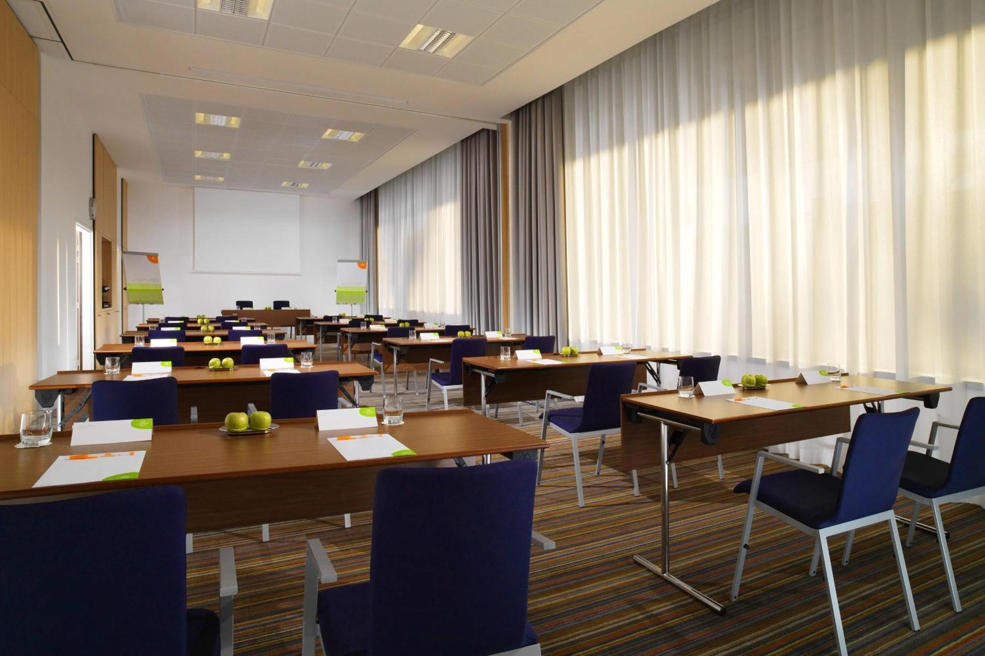 Courtyard By Marriott Montpellier Hotel Ngoại thất bức ảnh