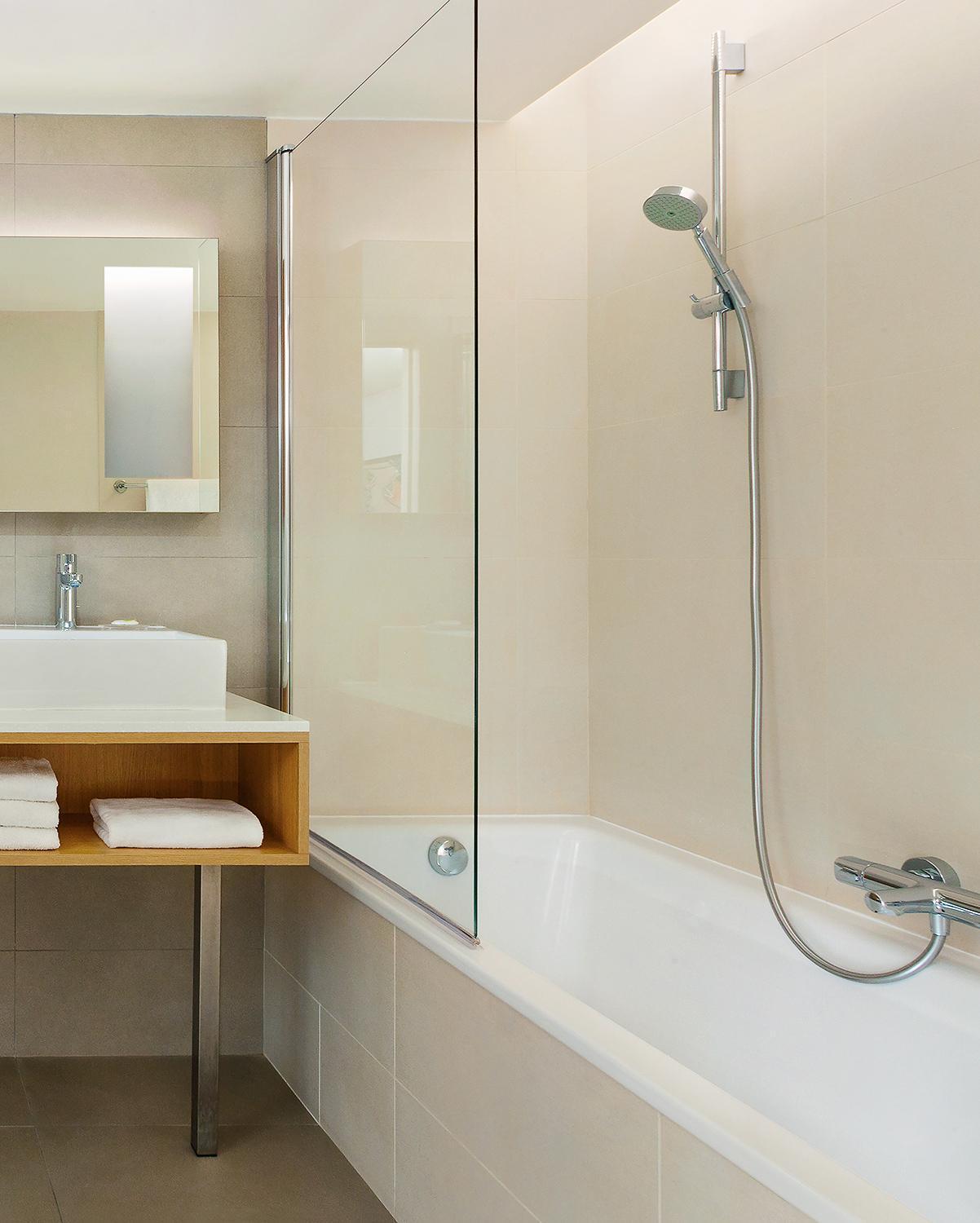 Courtyard By Marriott Montpellier Hotel Ngoại thất bức ảnh